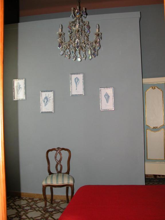 Villa Patrizia B&B ルッカ 部屋 写真