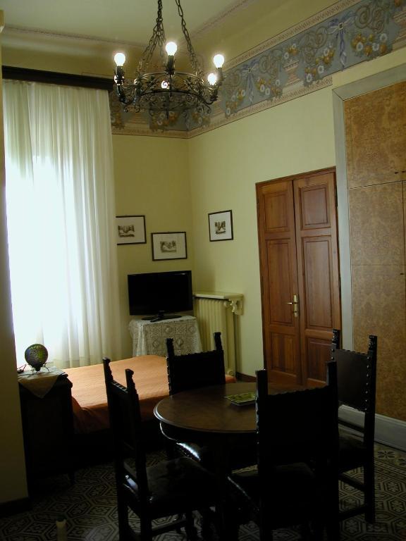 Villa Patrizia B&B ルッカ 部屋 写真