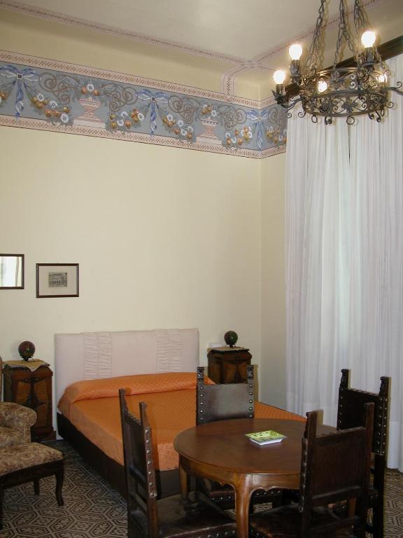 Villa Patrizia B&B ルッカ 部屋 写真